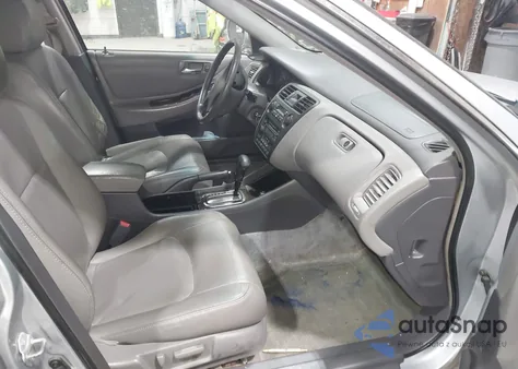 2001 Honda Accord 3.0 Ex from USA, damaged, VIN 1HGCG16501A057524